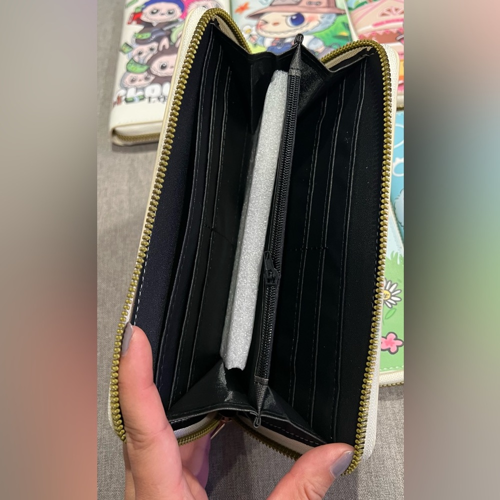 Labubu Cartoon Design wallet - Picture 2 of 2